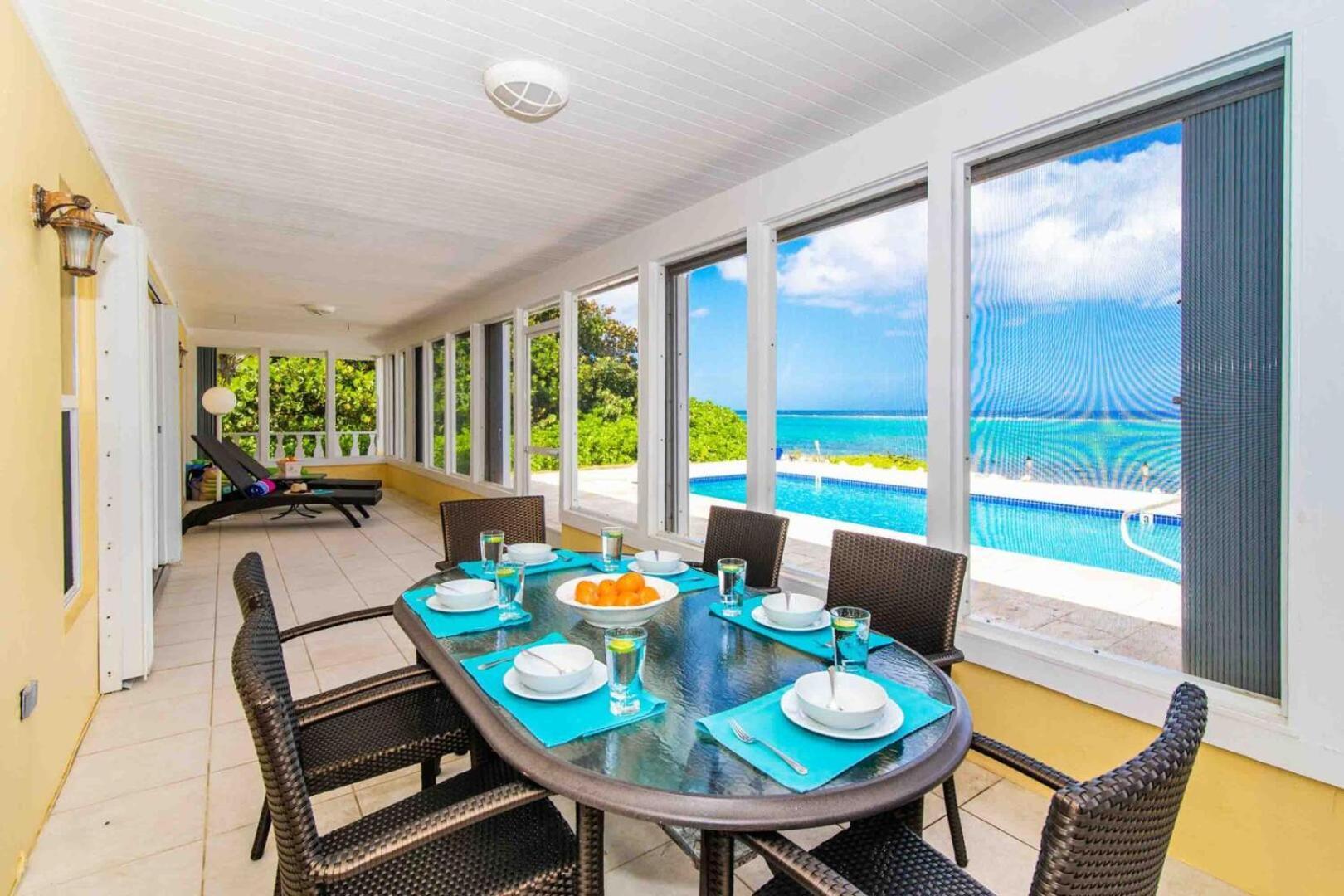 Driftwood Village Thatch Hill - Renovated Beach House With Pool, Short Walk To The Rum Point Club מראה חיצוני תמונה